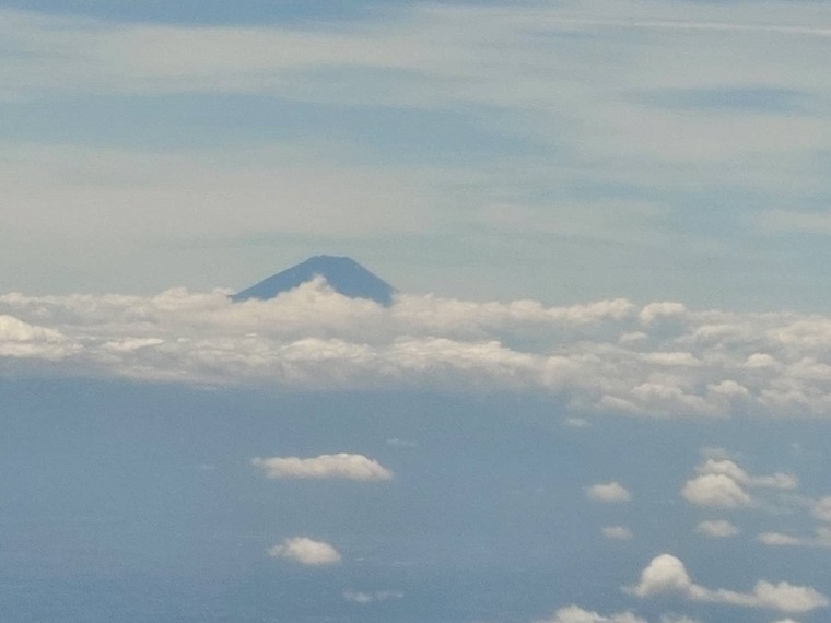 機中から撮った富士山

